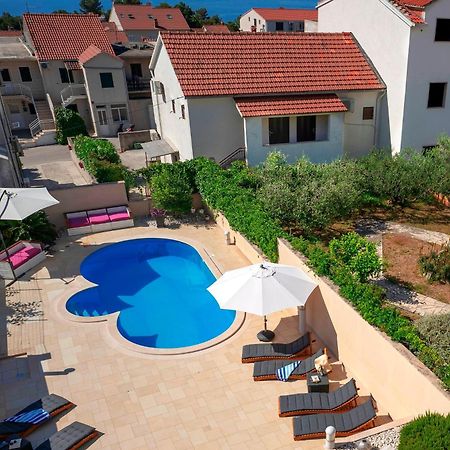 Hektorovic Poolside Apartments Bol Esterno foto