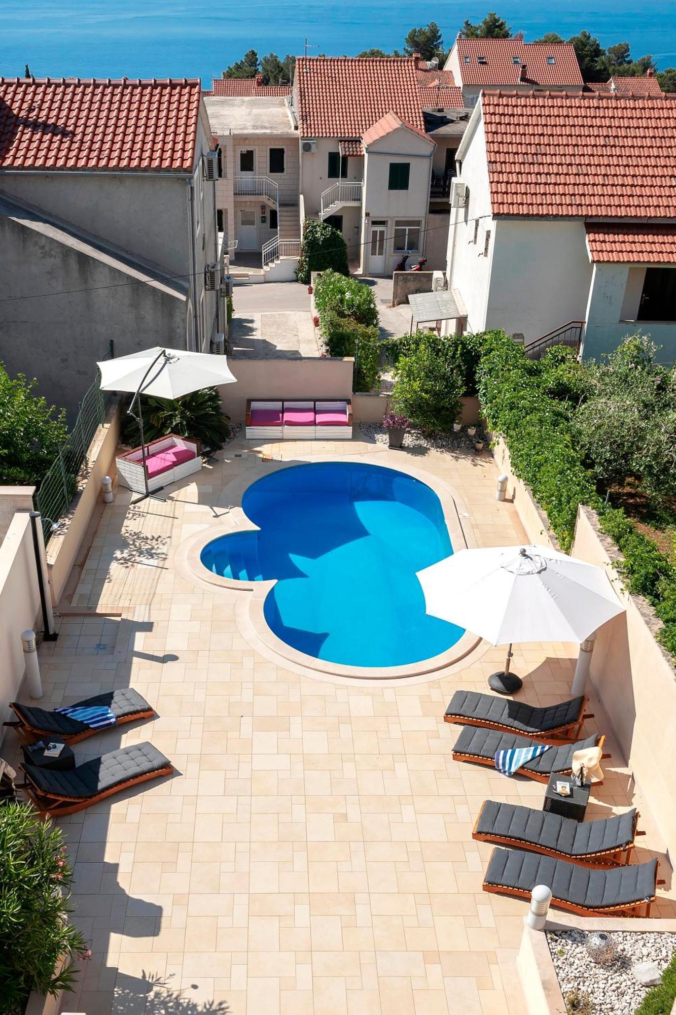 Hektorovic Poolside Apartments Bol Esterno foto